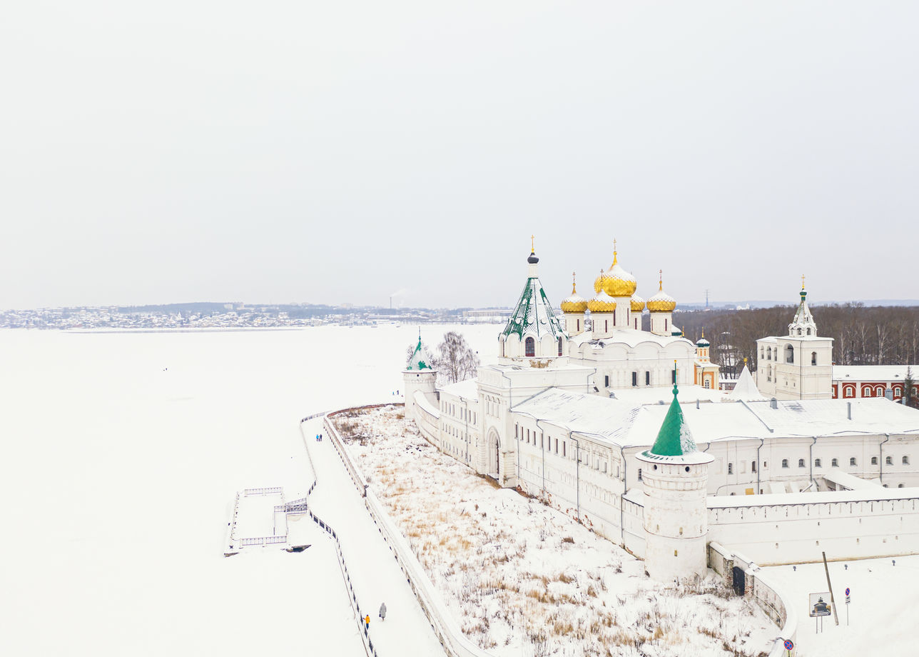 Экскурсия по г. Кострома, встреча со Снегурочкой, музей сыра