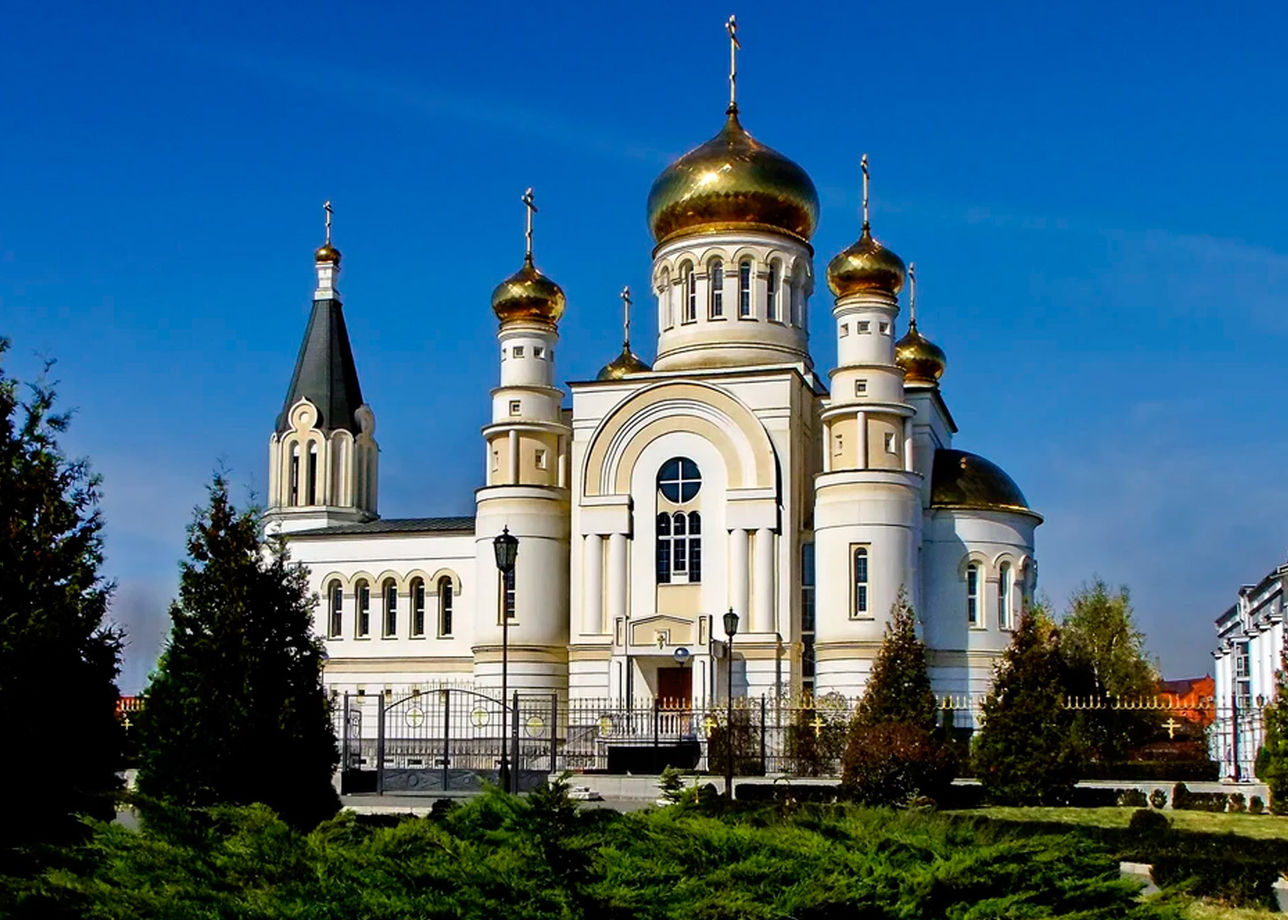 Национальный обед, экскурсия по Владикавказу