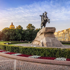 Летний портрет великого города Петербурга. Тур на 6 дней