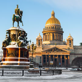 Новогодний портрет Петербурга