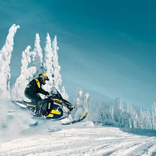 Горный снегоход Ski Doo