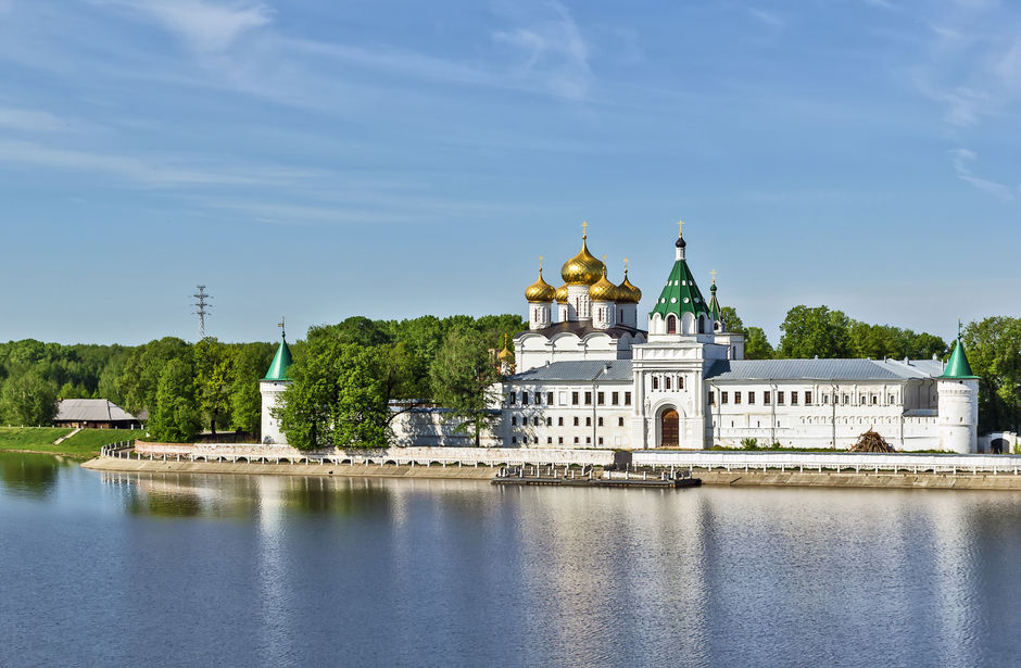 Ипатьевский монастырь в Костроме